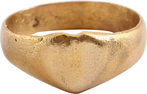 FINE ENGLISH SWEETHEART OR WEDDING RING, TUDOR PERIOD, SIZE 8 ¾ - Fagan Arms