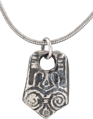 COSSACK (UKRAINIAN) LADY’S PENDANT, 19TH CENTURY - Fagan Arms