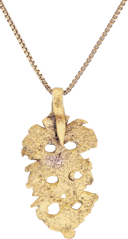 NOBLE WOMAN’S PENDANT, 15TH-17TH CENTURY AD - Fagan Arms