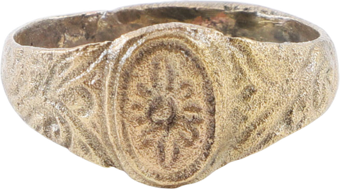 LATE MEDIEVAL WOMAN'S FASHION RING, 15TH-16TH CENTURY AD, SIZE 10 ½ - Fagan Arms