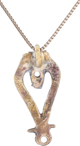 SCANDINAVIAN WOMAN’S PENDANT, 12th-14th CENTURY AD - Fagan Arms
