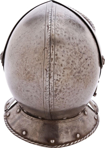 A FINE ITALIAN CUIRASSIER’S CLOSE HELMET C.1620 - The History Gift Store