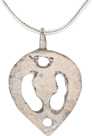 VIKING LUNAR PENDANT NECKLACE, 10th-11th CENTURY AD - Fagan Arms
