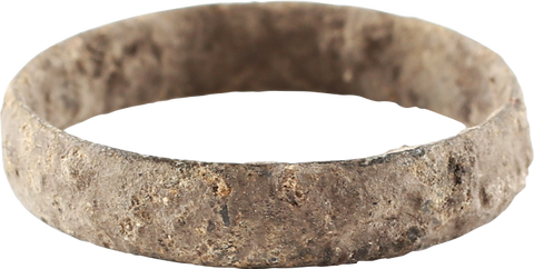 VIKING WEDDING RING, SIZE 8 1/2 - Fagan Arms