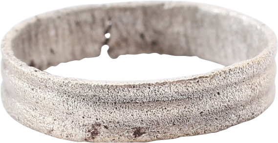 ANCIENT VIKING WEDDING RING, SIZE 6 1/4 - Fagan Arms