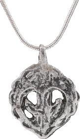 VIKING LUNAR PENDANT NECKLACE, LATE 11TH CENTURY - Fagan Arms