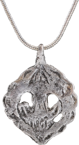 VIKING LUNAR PENDANT NECKLACE, LATE 11TH CENTURY - Fagan Arms