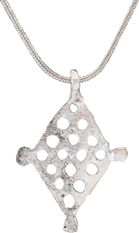 RARE VIKING LATTICE “FERTILE FIELDS” AMULET, C.850-1050 AD - The History Gift Store