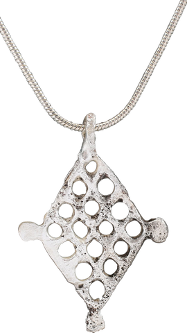 RARE VIKING LATTICE “FERTILE FIELDS” AMULET, C.850-1050 AD - The History Gift Store