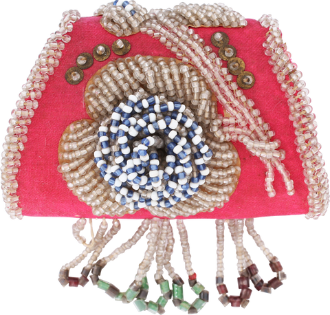 IROQUOIS BEADED CLUTCH, C.1900-10 - The History Gift Store