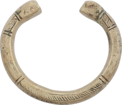 ASHANTI WOMAN'S FIGHTING BRACELET - Fagan Arms