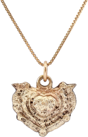 FINE VIKING HEART PENDANT NECKLACE, 900-1000 AD - Fagan Arms