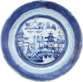 CHINESE EXPORT BLUE ON WHITE PLATE, 18TH CENTURY - Fagan Arms