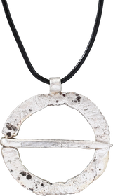 VIKING PROTECTIVE BROOCH, 900-1050 AD - Fagan Arms