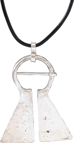 FINE VIKING PROTECTIVE BROOCH, C.950-1050 AD - Fagan Arms