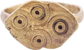 MEDIEVAL ANGLO-SAXON (ENGLISH) RING, 7TH-9TH CENTURY AD, SIZE 8 - Fagan Arms