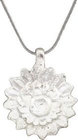 ROMAN/MEDIEVAL WHEEL OF FORTUNE AMULET NECKLACE, 5TH-7TH CENTURY AD - Fagan Arms