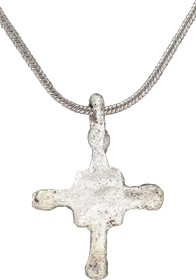 EUROPEAN CONVERT'S CROSS NECKLACE 9TH-10TH CENTURY - Fagan Arms