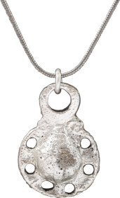 MEDIEVAL LADY’S PENDANT NECKLACE C.1400-1600 - Fagan Arms