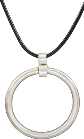 CELTIC PROSPERITY RING NECKLACE, C.400-100 BC - Fagan Arms