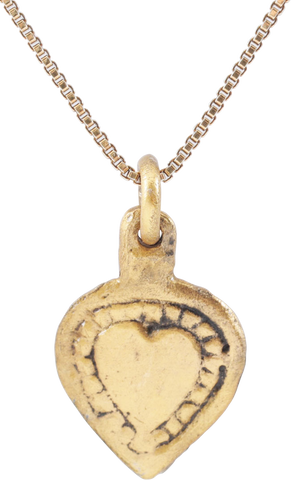FINE ANCIENT VIKING HEART PENDANT NECKLACE, C.850-1050 AD - Fagan Arms