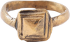 FINE ROMAN PROSTITUTE'S RING, C.100-300 AD, SIZE 3 ½ - Fagan Arms