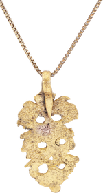 NOBLE WOMAN’S PENDANT, 15TH-17TH CENTURY AD - Fagan Arms
