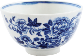 ENGLISH EXPORT PORCELAIN TEA BOWL AND UNDER BOWL, DR. WALL PERIOD, C.1770-83 - The History Gift Store