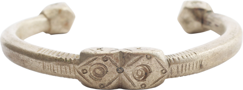 ASHANTI WOMAN'S FIGHTING BRACELET - The History Gift Store