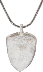 EUROPEAN WOMAN’S PENDANT NECKLACE C.1450-1650 - The History Gift Store