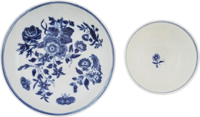 FIRST PERIOD WORCESTER TEA BOWL AND UNDER BOWL C1765-75 - Fagan Arms