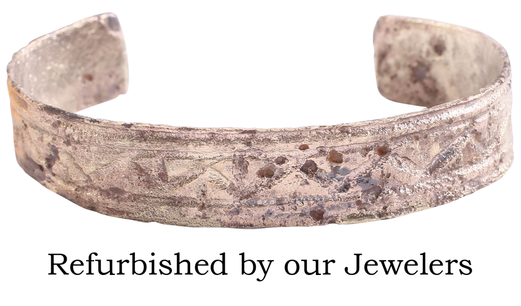 FINE VIKING BRACELET, C.850-1050 AD - Fagan Arms