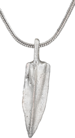 ROMAN TRIANGULAR ARROWHEAD NECKLACE, 100BC-100AD - Fagan Arms