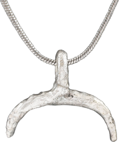 VIKING LUNAR PENDANT NECKLACE C.900-1000 AD - Fagan Arms
