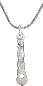 ANCIENT ROMAN WOMAN’S PENDANT C.100-350 AD - Fagan Arms