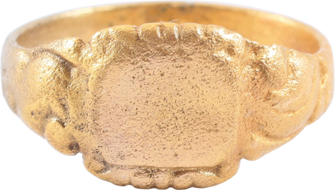 18TH CENTURY EUROPEAN MAN'S RING, SIZE 9 ½ - Fagan Arms