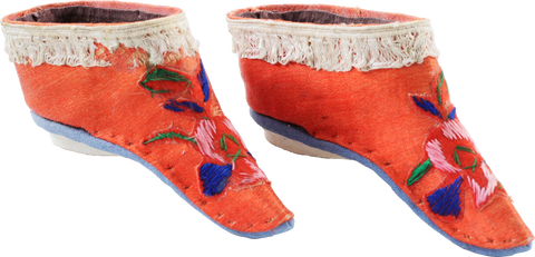 CHINESE LADY’S SHOES FOR BOUND FEET (FOOT BINDING) - The History Gift Store