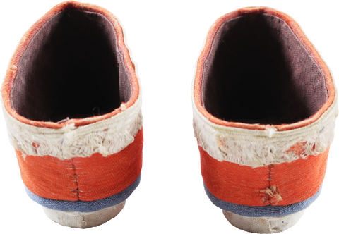 CHINESE LADY’S SHOES FOR BOUND FEET (FOOT BINDING) - The History Gift Store