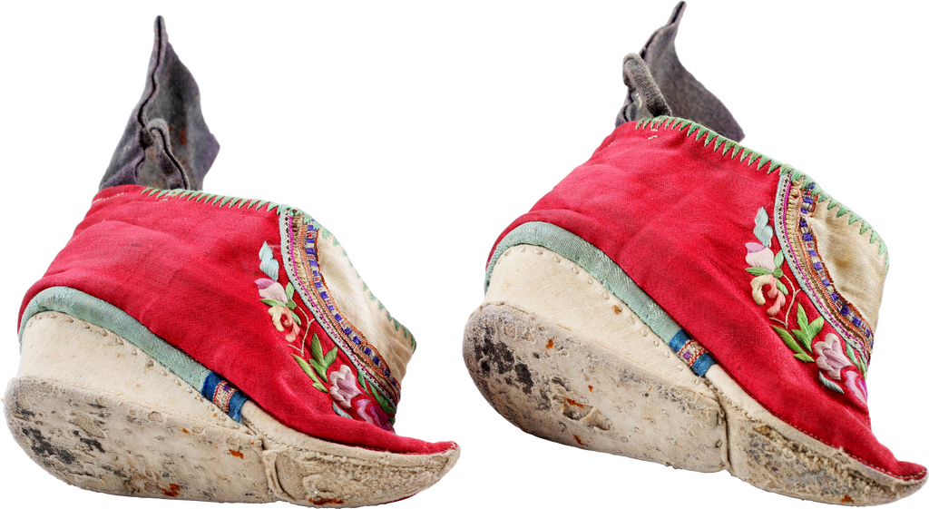EXTRAORDINARY PAIR OF CHINESE LADIES SHOES FOR BOUND FEET (FOOT BINDING) - Fagan Arms