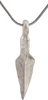 FINE GREEK ARROWHEAD PENDANT NECKLACE, C. 8TH-3RD CENTURY BC - Fagan Arms