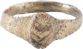 LATE MEDIEVAL WOMAN'S FASHION RING, SIZE 7 - The History Gift Store