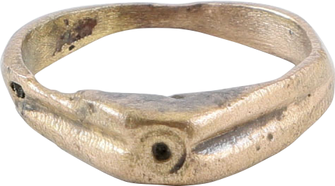 EUROPEAN LADIES FASHION RING C.1300-1400, SIZE 3 ¾ - Fagan Arms