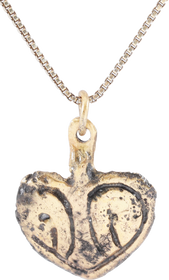 FINE VIKING HEART PENDANT NECKLACE, 11TH CENTURY - Fagan Arms