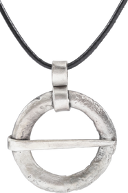 VIKING PROTECTIVE BROOCH, 900-1050 AD - Fagan Arms