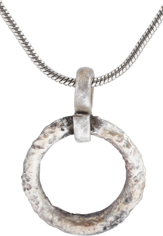 VIKING BEARD RING NECKLACE, 9TH-11TH CENTURY - Fagan Arms