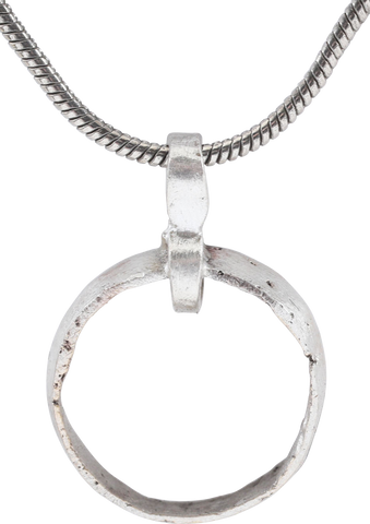 VIKING BEARD RING NECKLACE, 9TH-11TH CENTURY - Fagan Arms