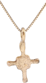 EUROPEAN CHRISTIAN CONVERT’S CROSS NECKLACE, 9th-10th CENTURY - Fagan Arms