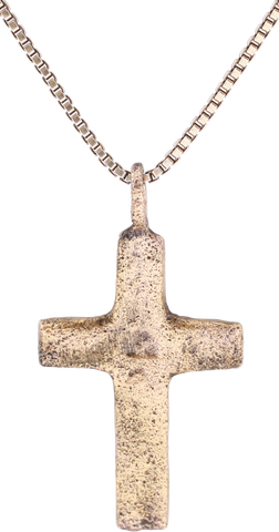 EUROPEAN CROSS NECKLACE, 17th-18th CENTURY - Fagan Arms