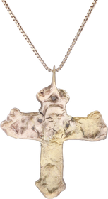 FINE EUROPEAN CHRISTIAN CROSS NECKLACE, 17TH-18TH CENTURY - Fagan Arms