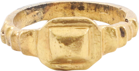 FINE ROMAN PROSTITUTE'S RING, C.100-300 AD, SIZE 3 ½ - Fagan Arms